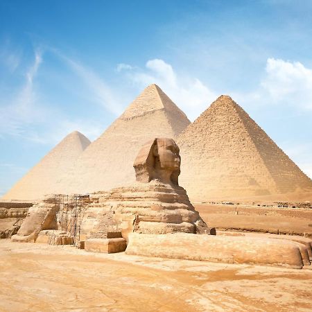 Pyramids Home Guest House Kafret el-Gabal Kültér fotó