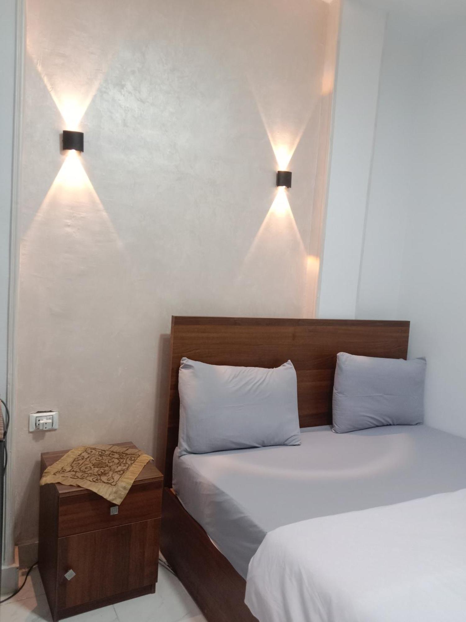 Pyramids Home Guest House Kafret el-Gabal Kültér fotó